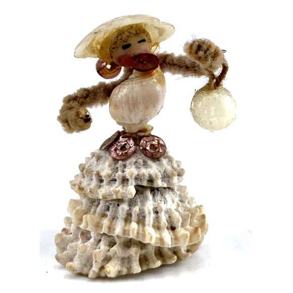 Seashell Lady Figurine Miniature Folk Art Figure 1.75" Vintage - Picture 1 of 6